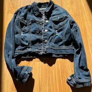 Cropped denim jacket